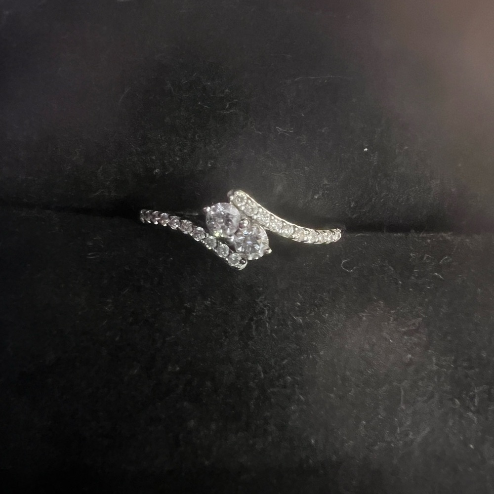 Diamond ring 💍 - Picture 7 of 7